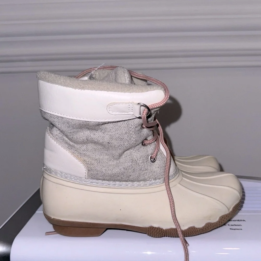 Nordstrom Brooklyn-Rub Water Resistant Winter Boots size 2